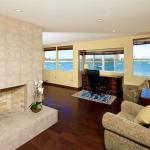 2750 Bayside Walk - Living Area